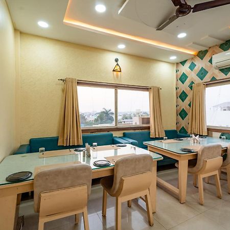Treebo Premium Zorba Hotel Bhopal Ngoại thất bức ảnh