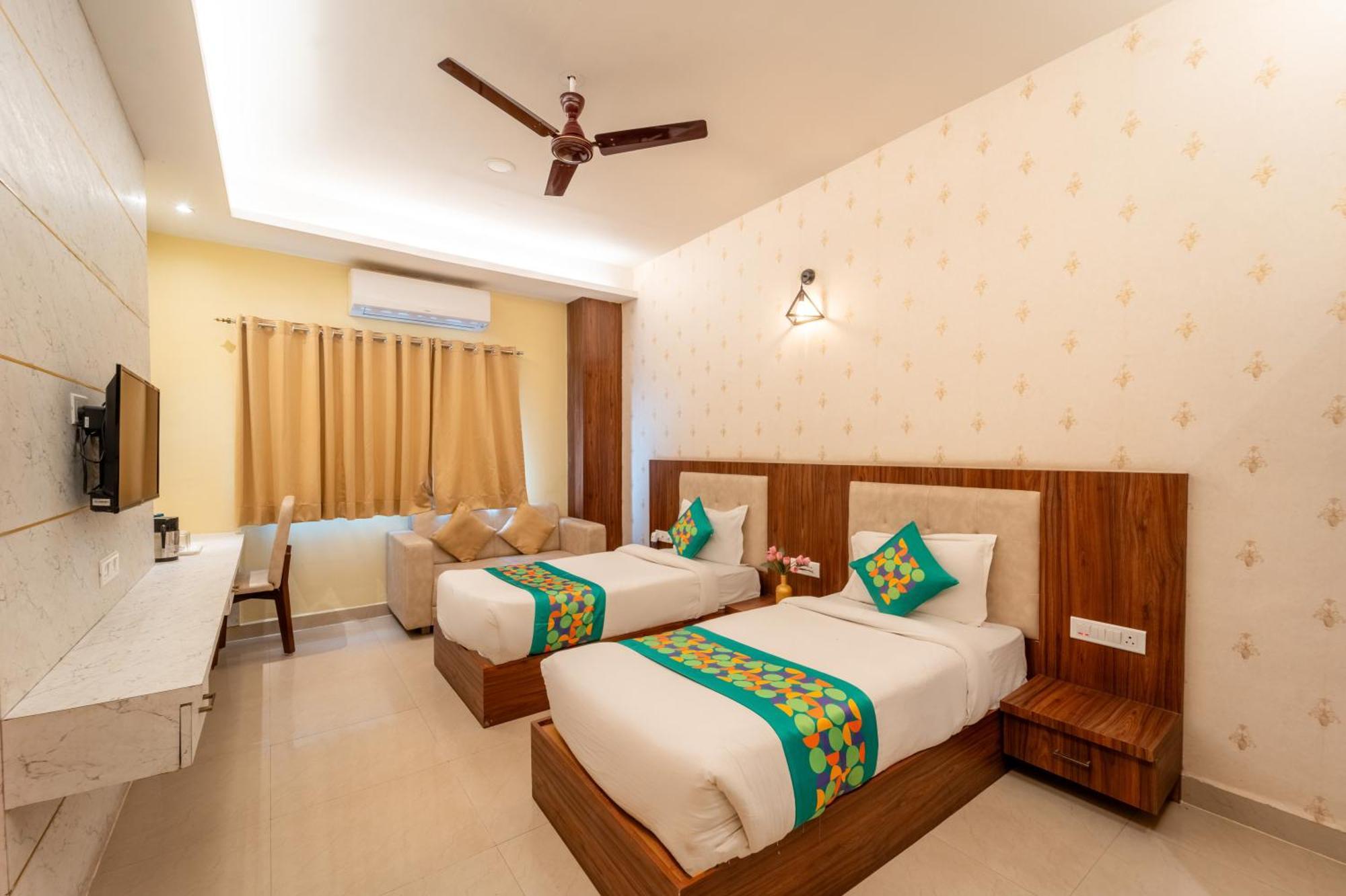 Treebo Premium Zorba Hotel Bhopal Ngoại thất bức ảnh