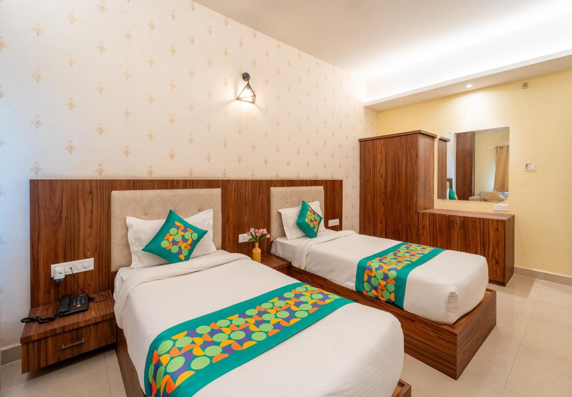Treebo Premium Zorba Hotel Bhopal Ngoại thất bức ảnh