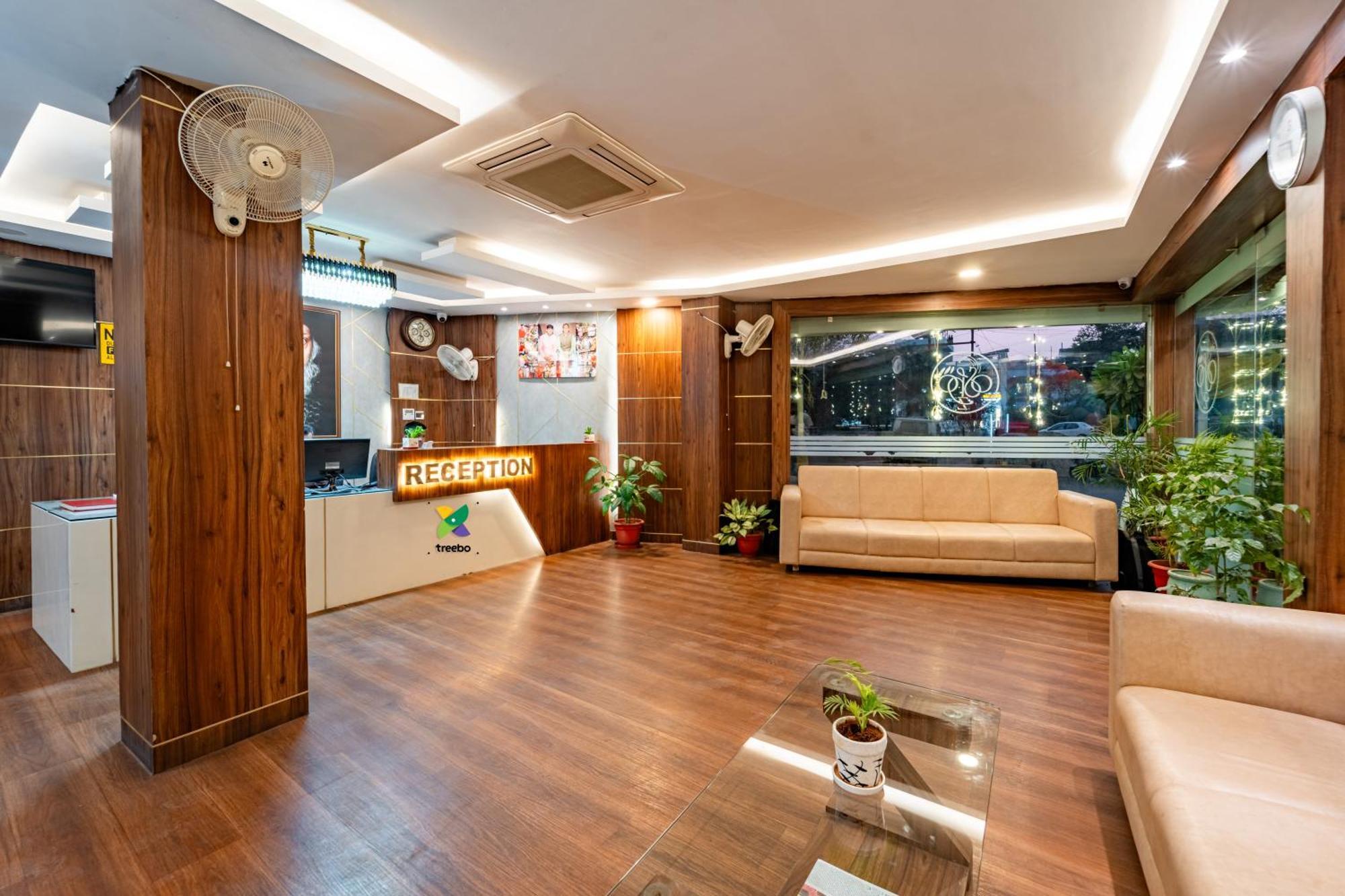 Treebo Premium Zorba Hotel Bhopal Ngoại thất bức ảnh