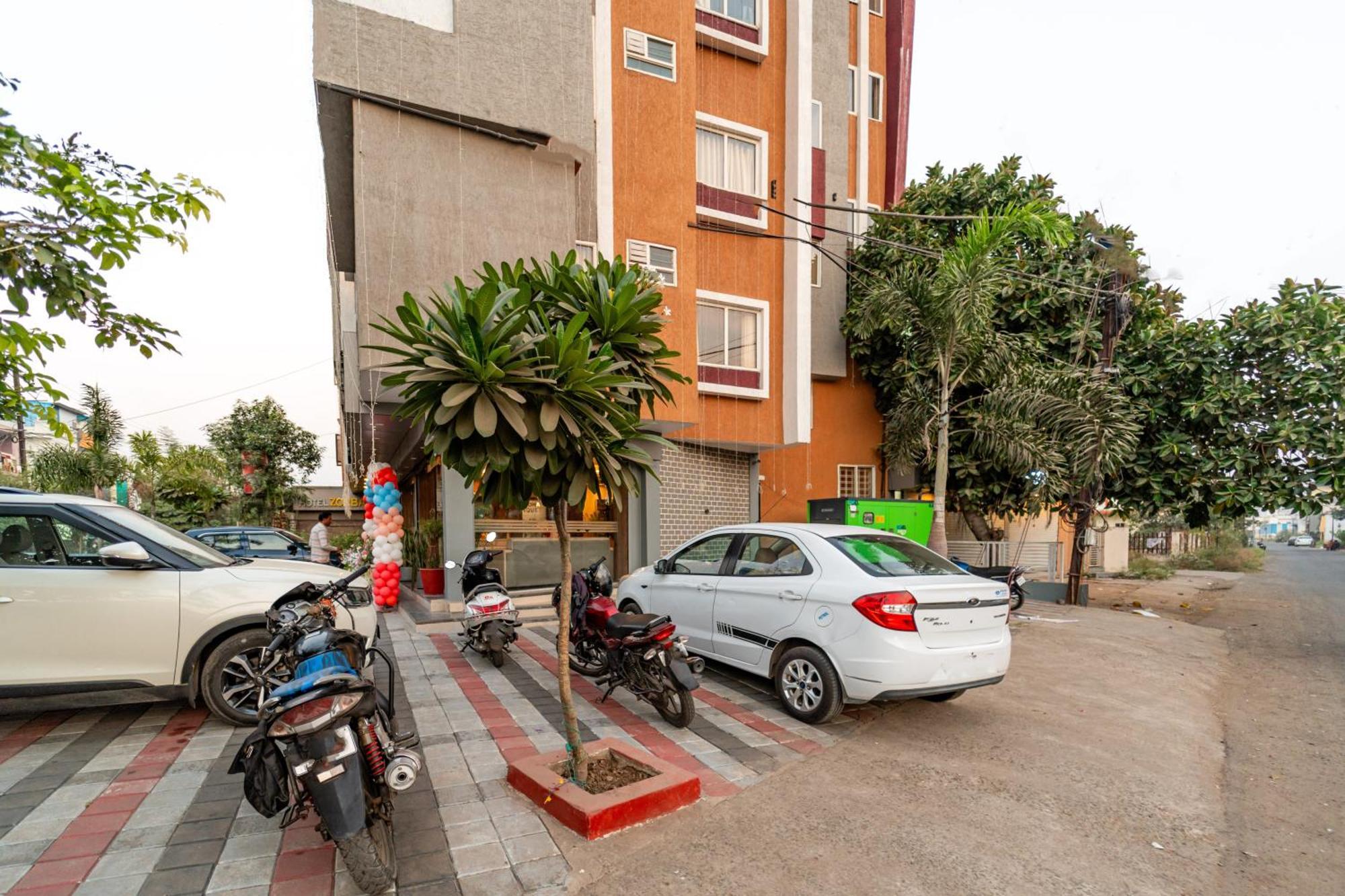 Treebo Premium Zorba Hotel Bhopal Ngoại thất bức ảnh