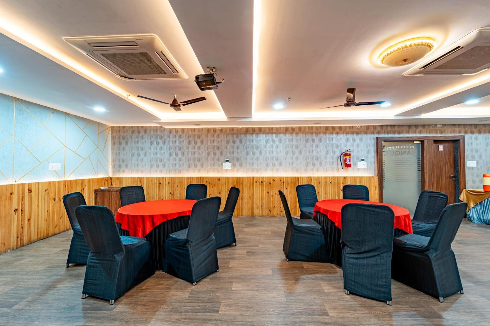 Treebo Premium Zorba Hotel Bhopal Ngoại thất bức ảnh