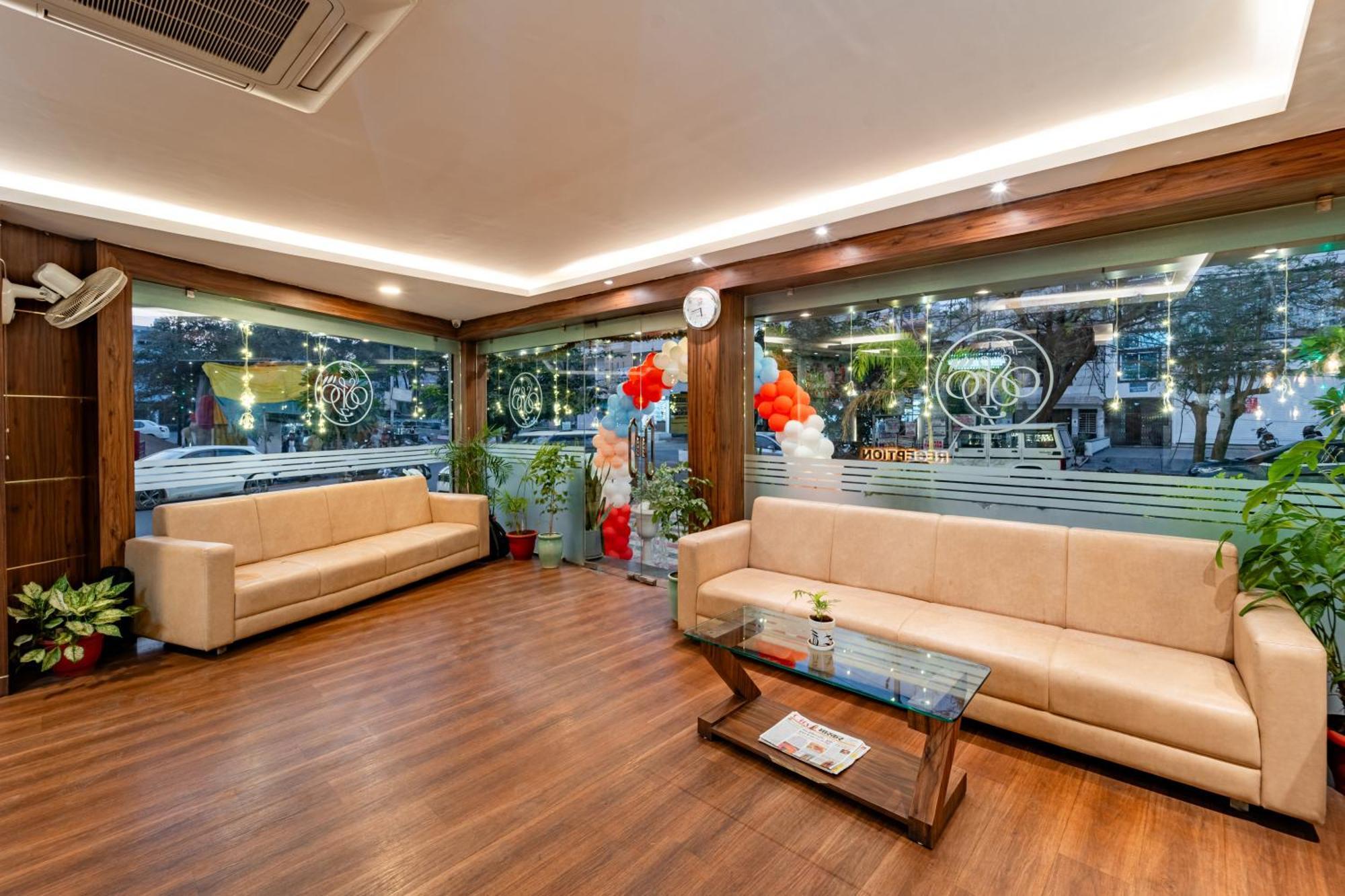 Treebo Premium Zorba Hotel Bhopal Ngoại thất bức ảnh